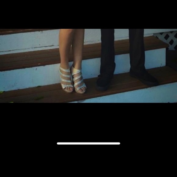 Cream nude bejewled heels - Picture 2 of 7